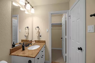 1011 Wyndham Way, Sugar Land, TX 77479 - Photo 25