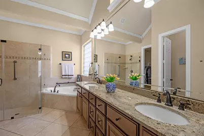 1011 Wyndham Way, Sugar Land, TX 77479 - Photo 23