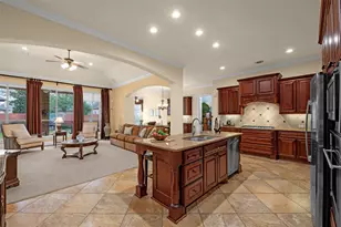 1011 Wyndham Way, Sugar Land, TX 77479 - Photo 9