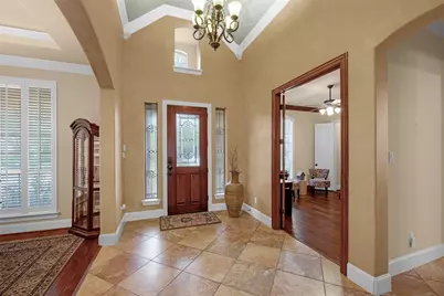 1011 Wyndham Way, Sugar Land, TX 77479 - Photo 3