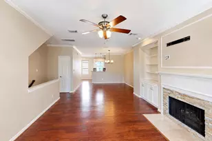 2128 Gillette St, Houston, TX 77006 - Photo 7