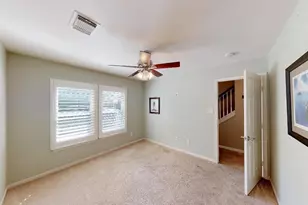 2128 Gillette St, Houston, TX 77006 - Photo 15