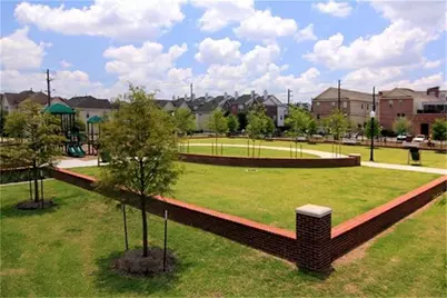 2128 Gillette Street, Houston, TX 77006 - Photo 11