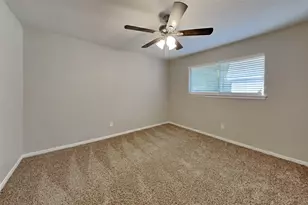 12127 Rocky Lake Dr, Houston, TX 77070 - Photo 17