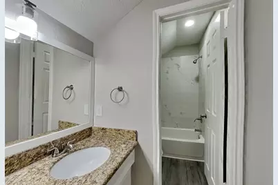 12127 Rocky Lake Drive, Houston, TX 77070 - Photo 13