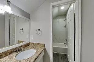 12127 Rocky Lake Dr, Houston, TX 77070 - Photo 13