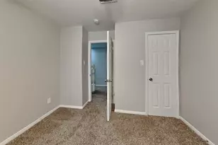 12127 Rocky Lake Dr, Houston, TX 77070 - Photo 15