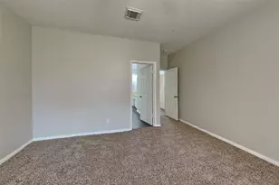 12127 Rocky Lake Dr, Houston, TX 77070 - Photo 9