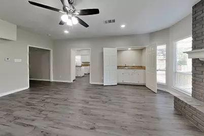 12127 Rocky Lake Drive, Houston, TX 77070 - Photo 3