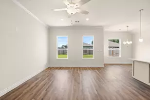 10320 Woodhill Spa Ln, Cleveland, TX 77327 - Photo 7