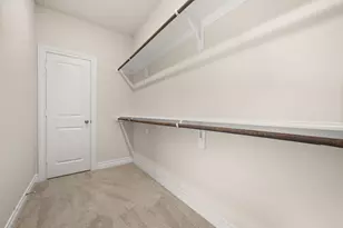 10320 Woodhill Spa Ln, Cleveland, TX 77327 - Photo 17