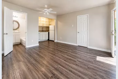 1756 W Main Street #18, Houston, TX 77098 - Photo 1