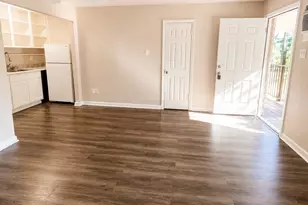 1756 W Main St, Houston, TX 77098 - Photo 5