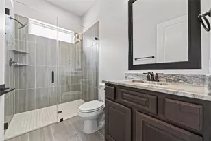 8 Little Sorrell Ct, Tomball, TX 77377 - Photo 19