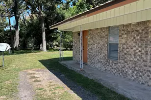 913 Prentice Ln, Huntsville, TX 77340 - Photo 3