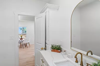 125 N Super Street, Houston, TX 77011 - Photo 13