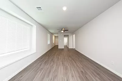 2329 Whitefish Drive, Conroe, TX 77384 - Photo 5