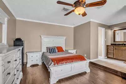 21807 Meadowhill Drive, Spring, TX 77388 - Photo 19
