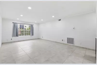 7900 Westheimer Road #147, Houston, TX 77063 - Photo 17