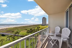 1401 E Beach Dr, Galveston, TX 77550 - Photo 9