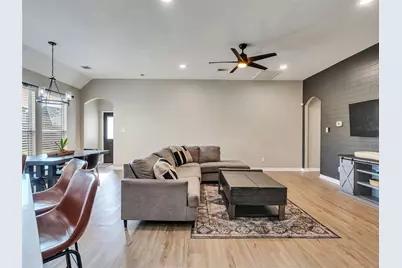 16022 Coco Shores Court, Houston, TX 77044 - Photo 9