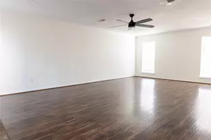 22 Cottage Grove Pl, The Woodlands, TX 77381 - Photo 3