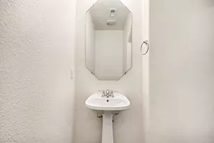 10227 W Rolleston Ln, Houston, TX 77034 - Photo 13