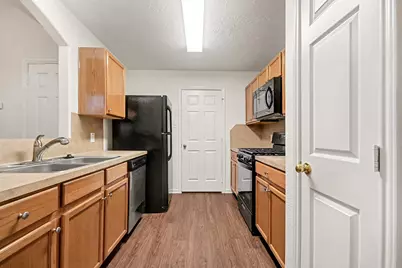 10227 W Rolleston Lane, Houston, TX 77034 - Photo 11