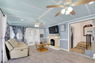 7404 Erath St, Houston, TX 77023 - Photo 15