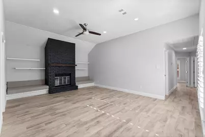 22 Shady Oak Lane, Conroe, TX 77304 - Photo 7