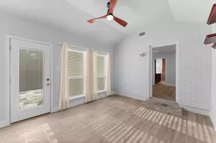 22 Shady Oak Ln, Conroe, TX 77304 - Photo 35