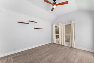 22 Shady Oak Ln, Conroe, TX 77304 - Photo 31