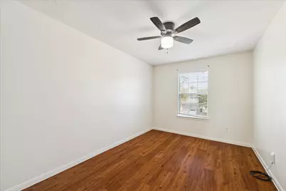 15419 Bammel Oaks Court, Houston, TX 77014 - Photo 11