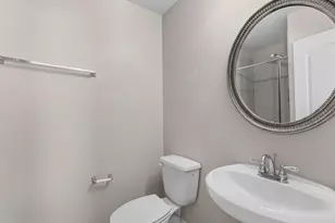 8707 W Cres Lake Cir, Baytown, TX 77521 - Photo 25