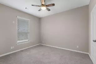 8707 W Cres Lake Cir, Baytown, TX 77521 - Photo 21