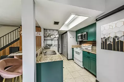 5634 Birchmont Drive #22, Houston, TX 77091 - Photo 7
