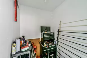 5634 Birchmont Dr, Houston, TX 77091 - Photo 27