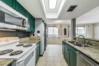 5634 Birchmont Drive #C, Houston, TX 77091 - Photo 3