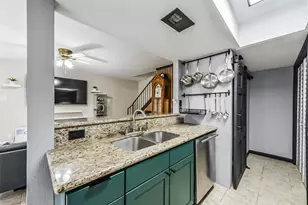 5634 Birchmont Dr, Houston, TX 77091 - Photo 9