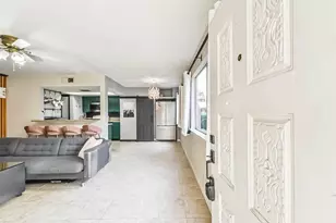5634 Birchmont Dr, Houston, TX 77091 - Photo 11