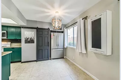 5634 Birchmont Drive #C, Houston, TX 77091 - Photo 9