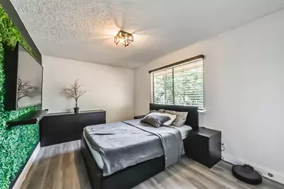 5634 Birchmont Drive #C, Houston, TX 77091 - Photo 17