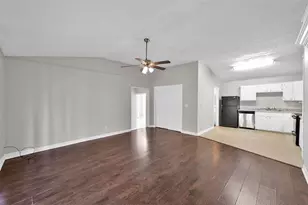 931 W Cavalcade St, Houston, TX 77009 - Photo 11