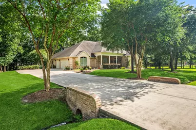 1114 Commons Waterway Drive, Huffman, TX 77336 - Photo 1