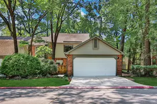 24 W Willowwood Ct, The Woodlands, TX 77381 - Photo 1
