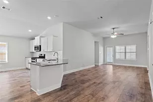 2708 Golden Palms Ln, Texas City, TX 77568 - Photo 7