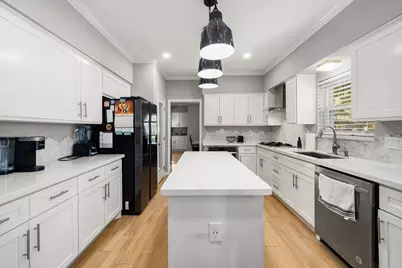 5338 Holly View Drive, Houston, TX 77091 - Photo 1