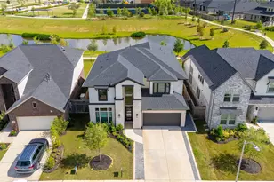 31422 Beacon Cove Trl, Fulshear, TX 77441 - Photo 1