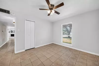 14538 Dartwood Drive, Houston, TX 77049 - Photo 11