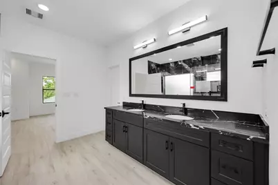 3020 Retta Street, Houston, TX 77026 - Photo 17